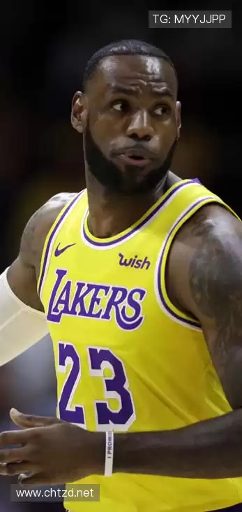 周边好物，点燃你的运动魂！🔥